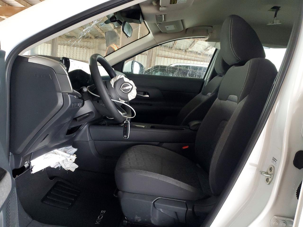 2025 Nissan Kicks Sv - zdjęcie 7