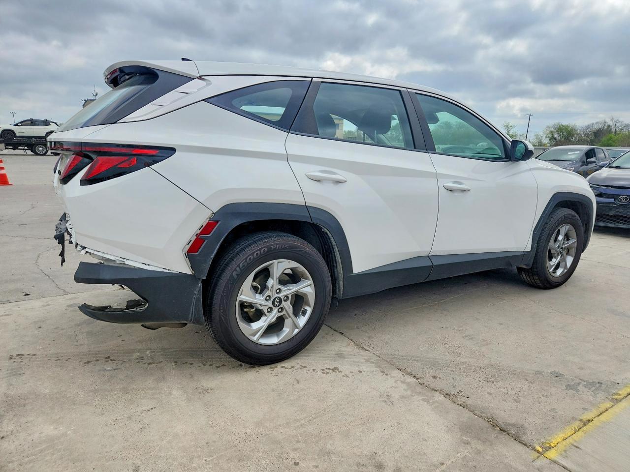 2023 Hyundai Tucson Se - zdjęcie 3