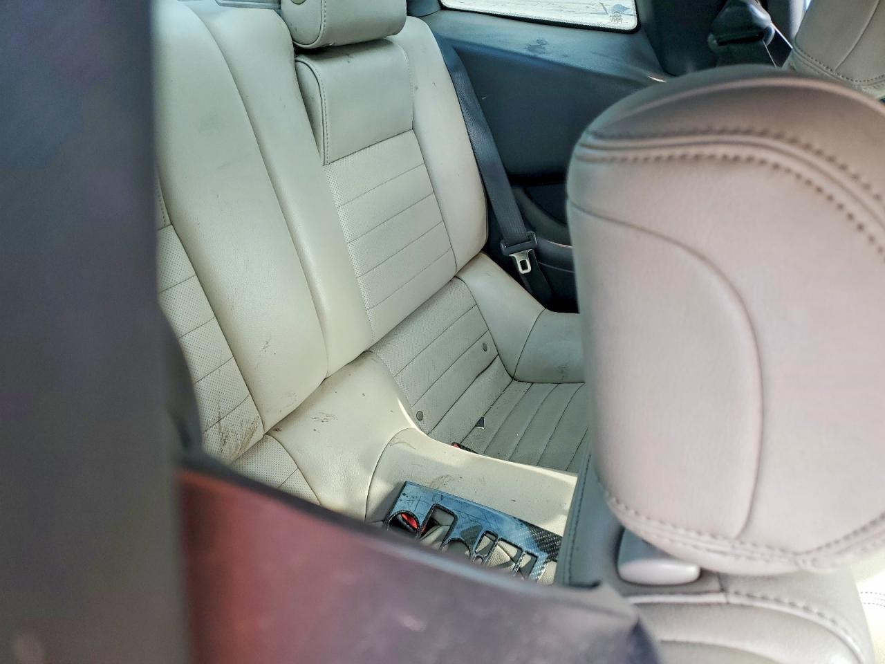 2014 Ford Mustang - zdjęcie 10