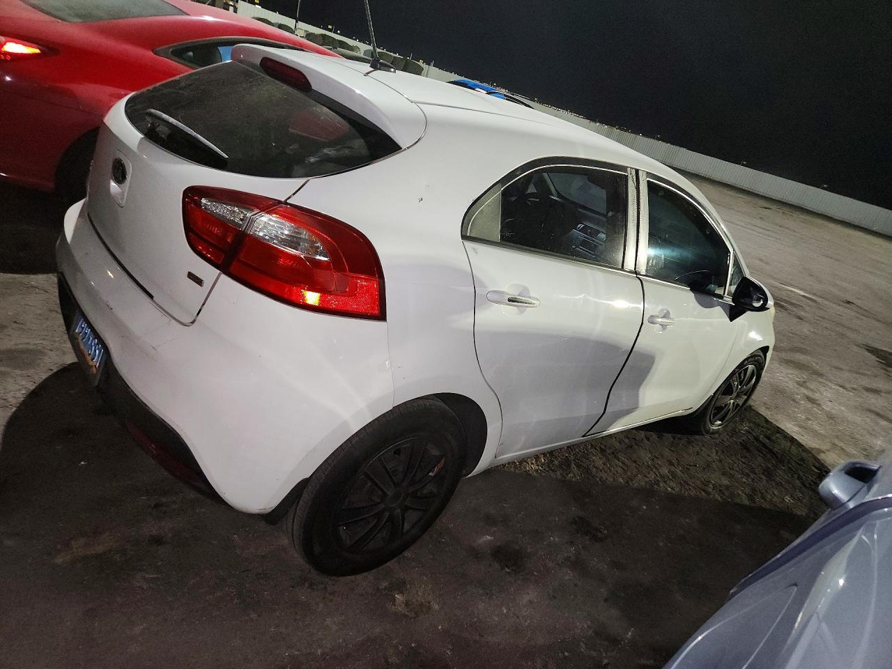 2013 Kia Rio 5-Door Lx - zdjęcie 3