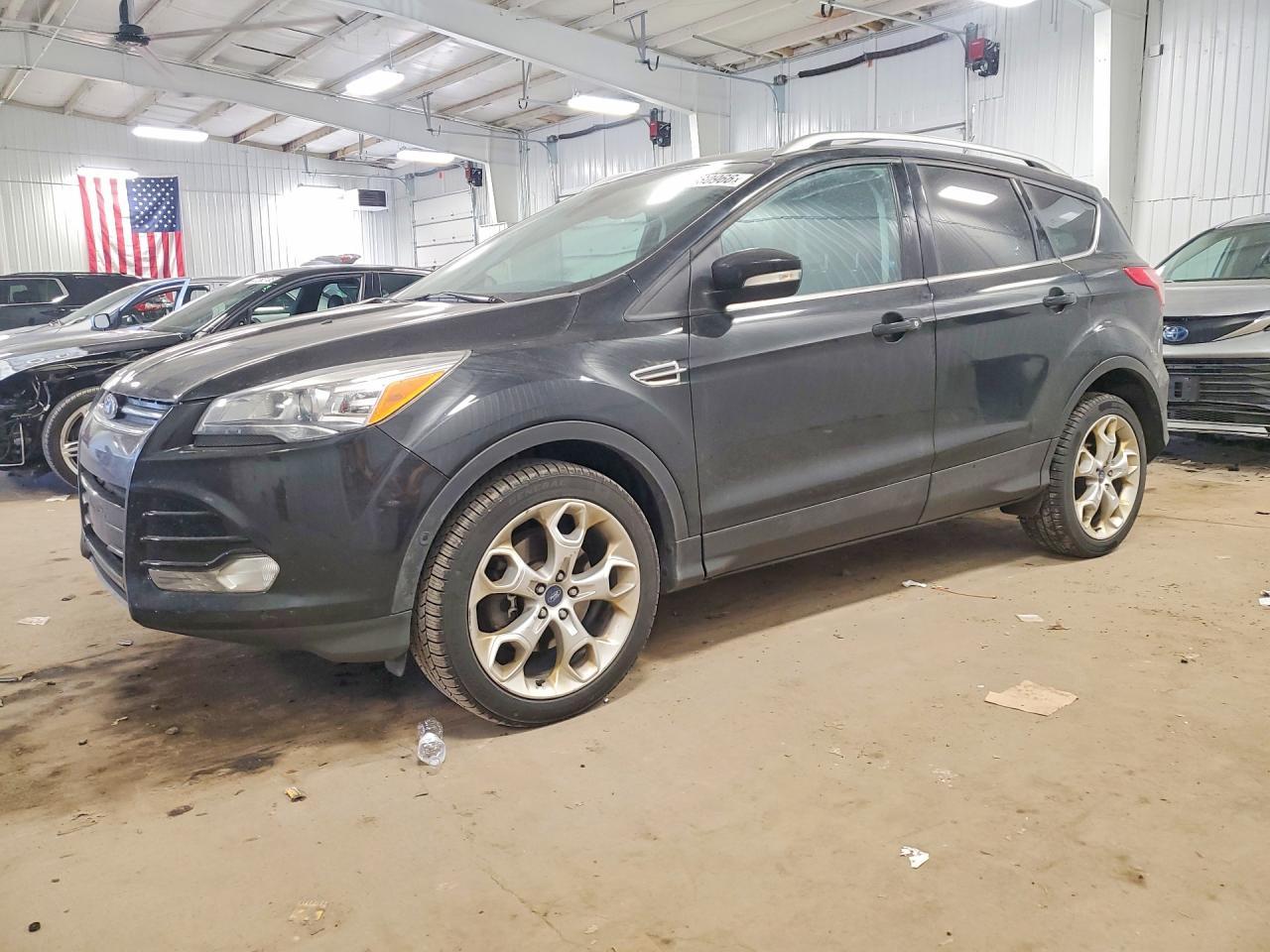 2014 Ford Escape Titanium - zdjęcie główne