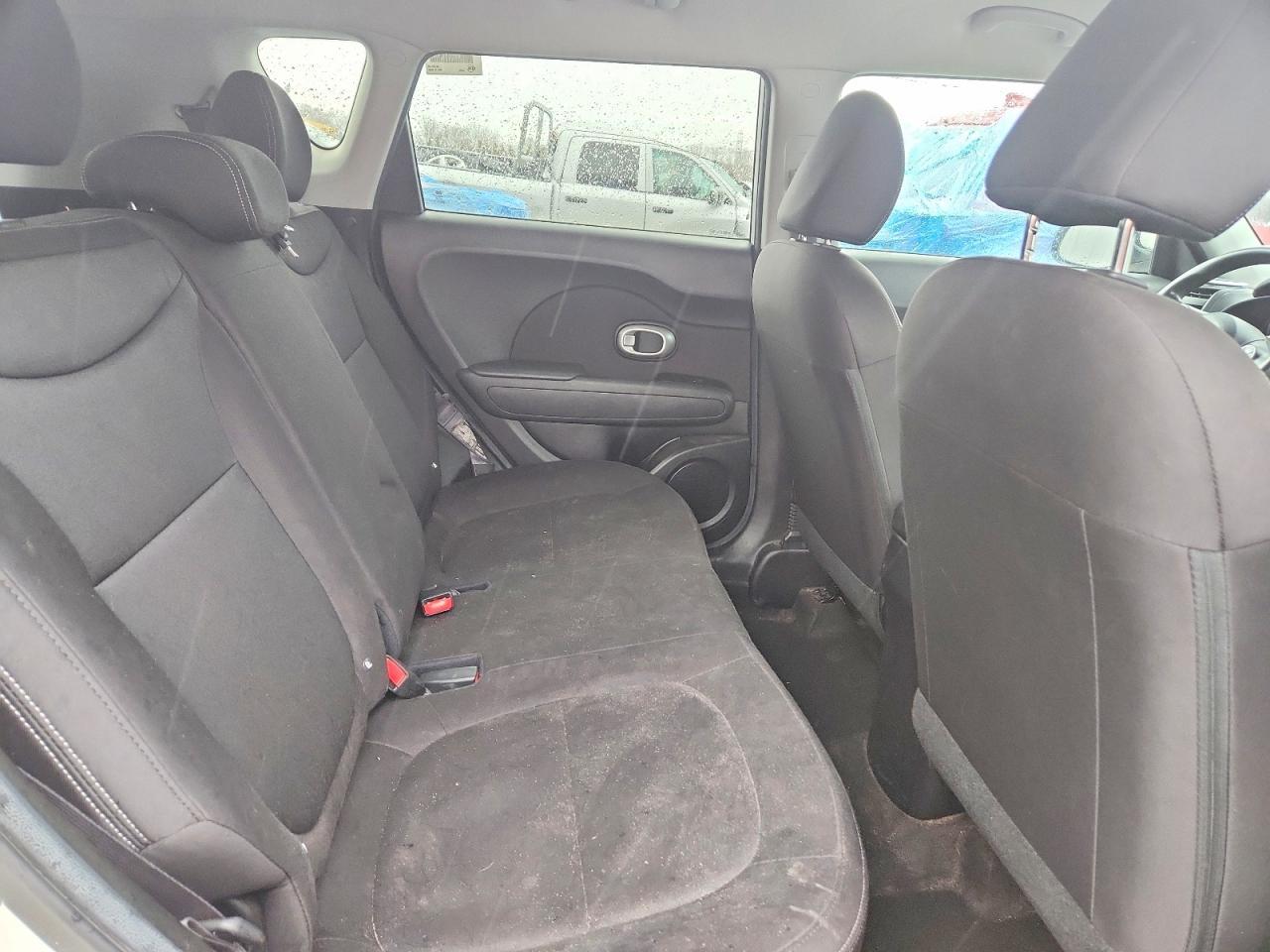 2016 Kia Soul Base - zdjęcie 11