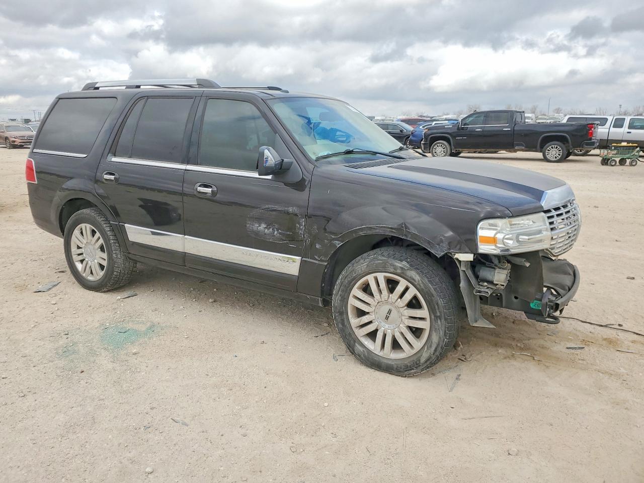 2013 Lincoln Townhouse Navigator - zdjęcie 4