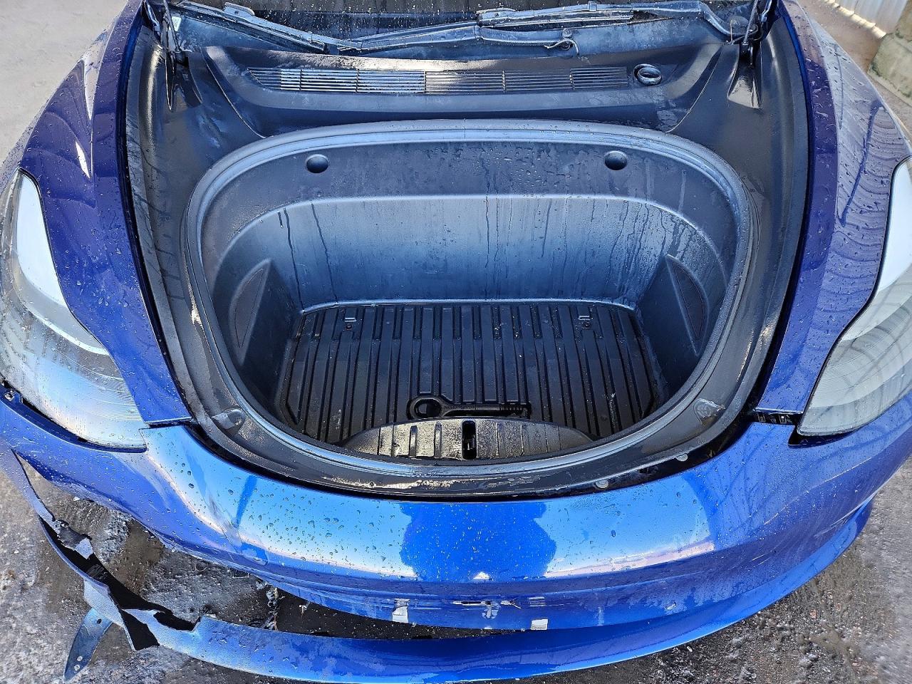 2022 Tesla Model 3 - zdjęcie 11