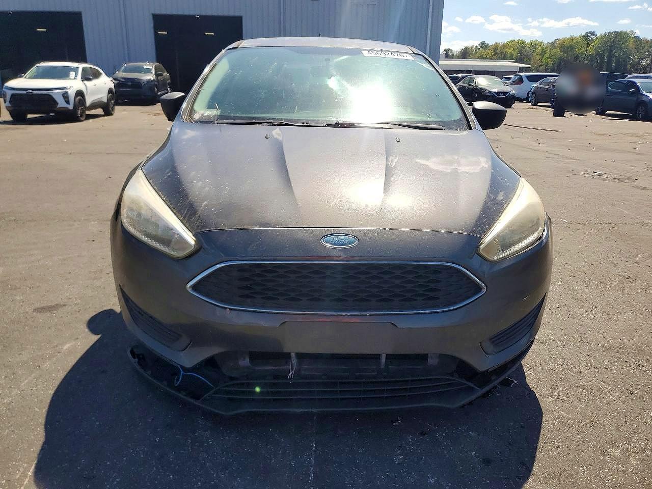 2017 Ford Focus S - zdjęcie 5