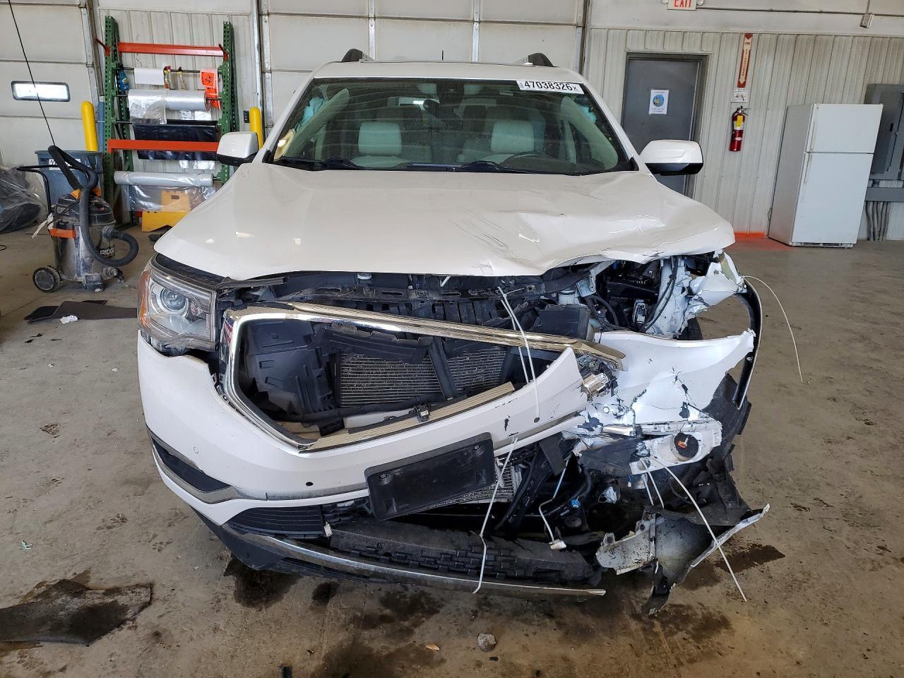 2019 GMC Acadia Denali - zdjęcie 5