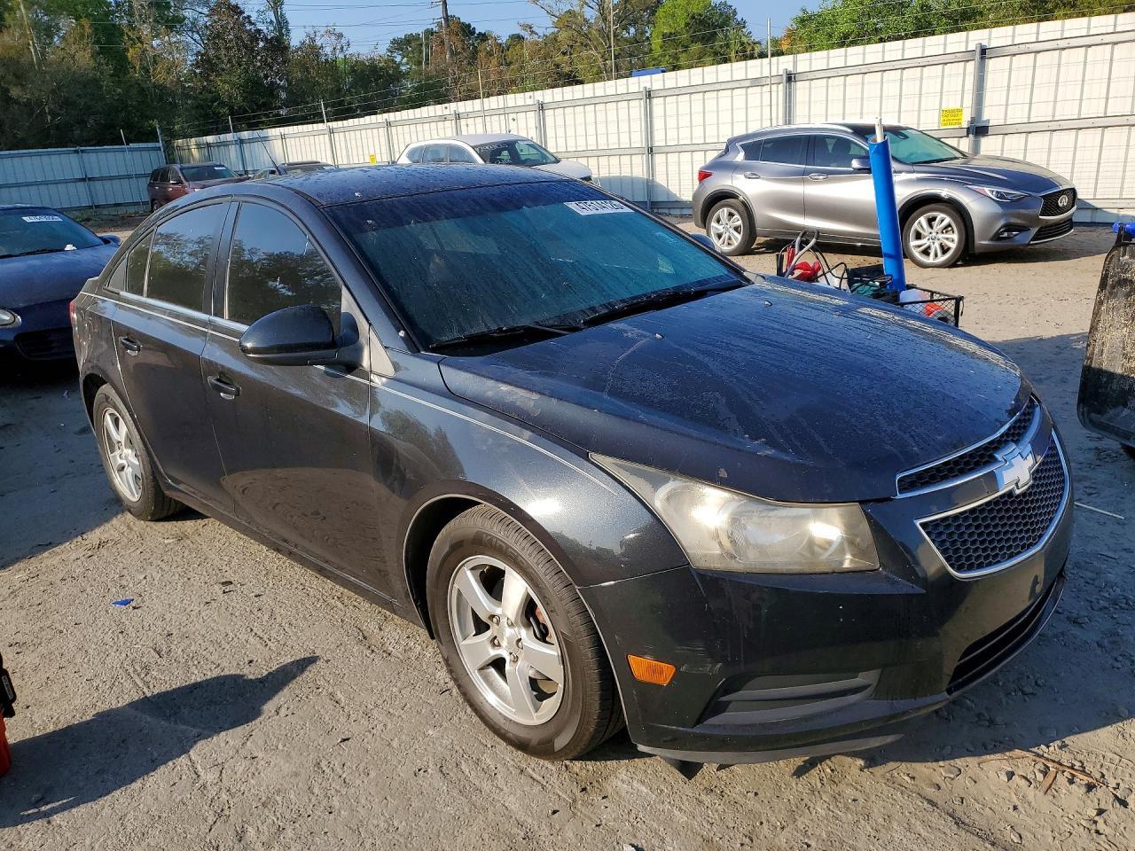 2014 Chevrolet Cruze 4D - zdjęcie 4