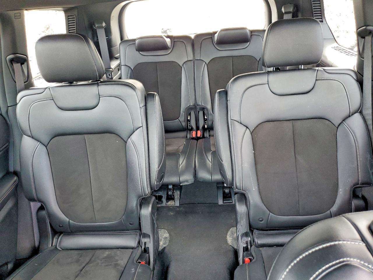 2023 Jeep Grand Cherokee L Laredo - zdjęcie 10