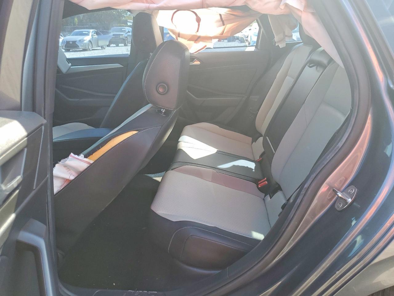 2019 Volkswagen Jetta S - zdjęcie 10