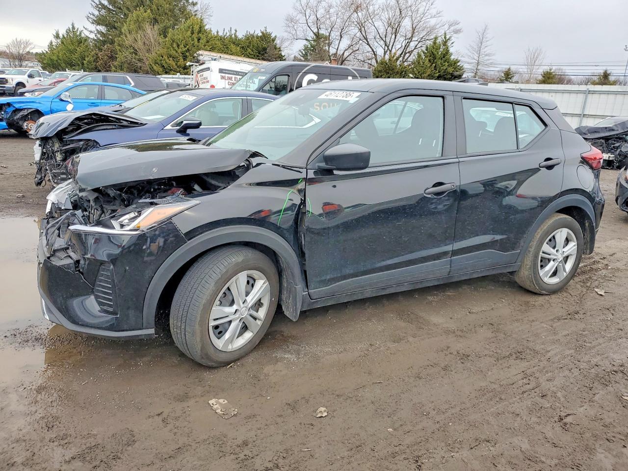 2023 Nissan Kicks S - zdjęcie główne