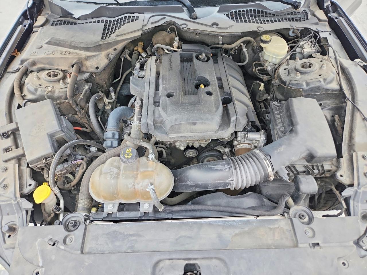 2016 Ford Mustang - zdjęcie 11