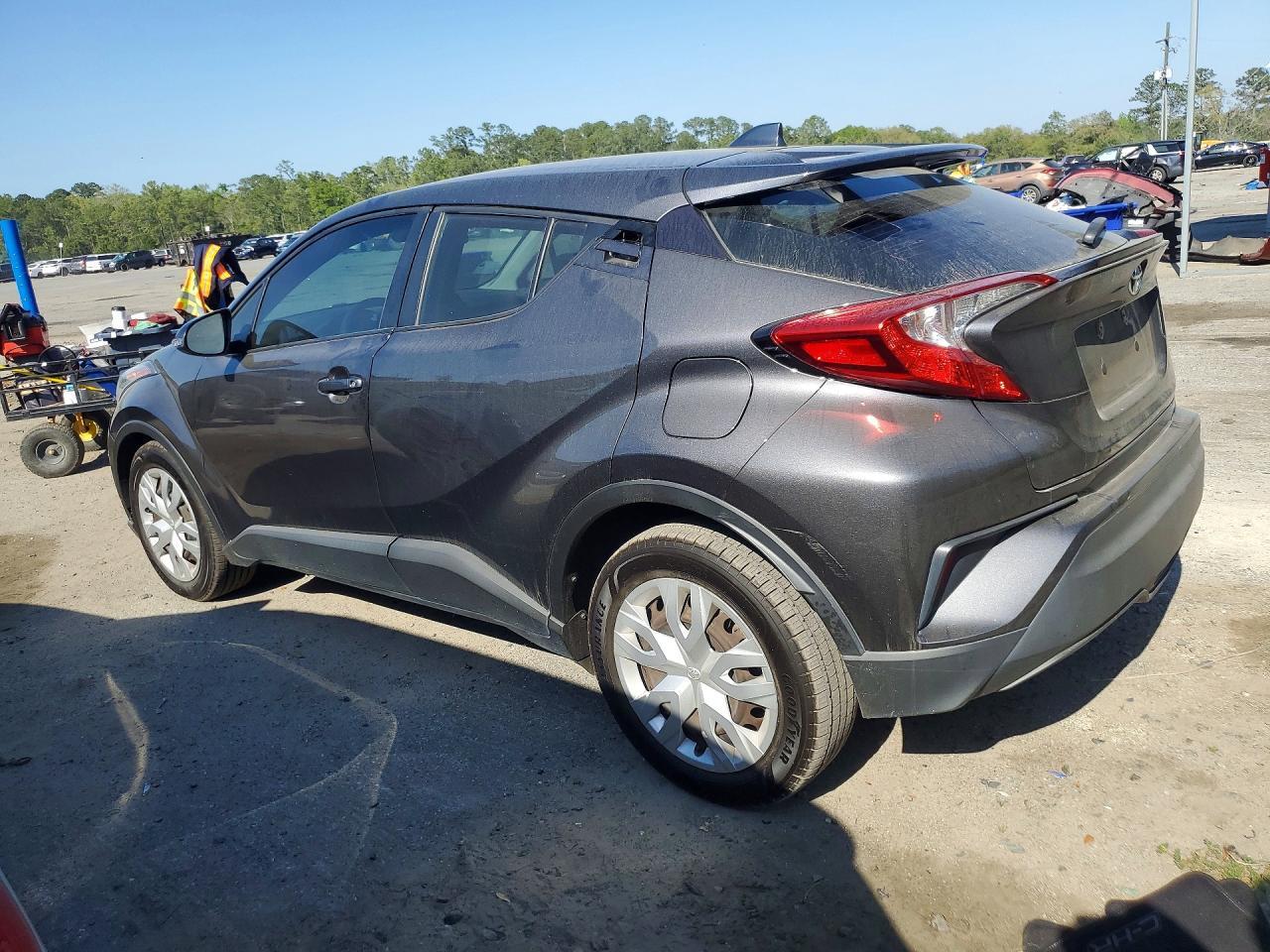 2021 Toyota C-Hr Le - zdjęcie 2