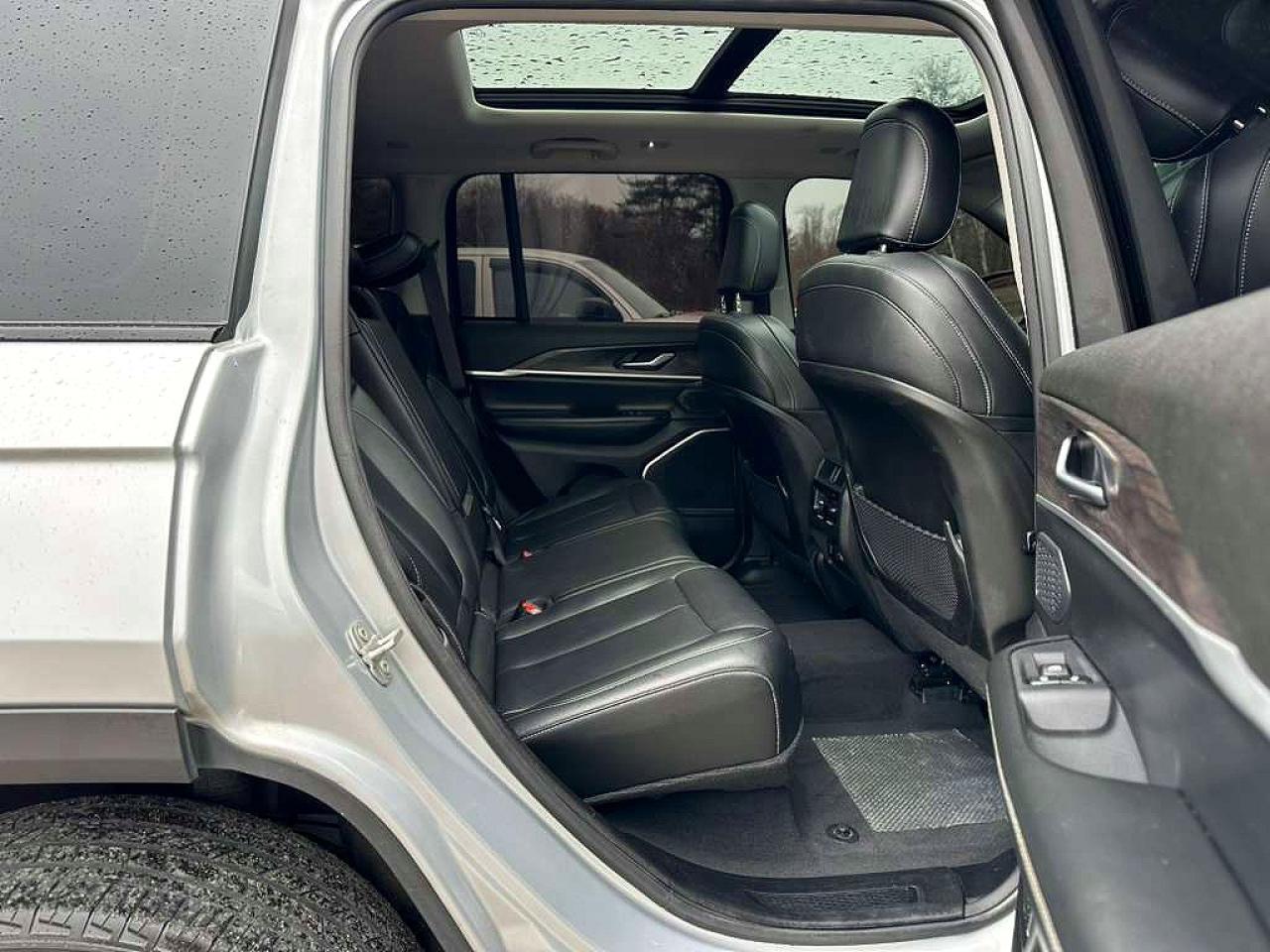 2023 Jeep Grand Cherokee Limited 4Xe - zdjęcie 9