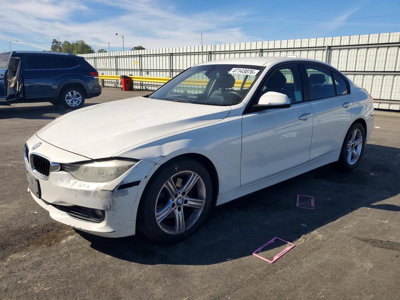 2014 BMW 328 I - zdjęcie główne