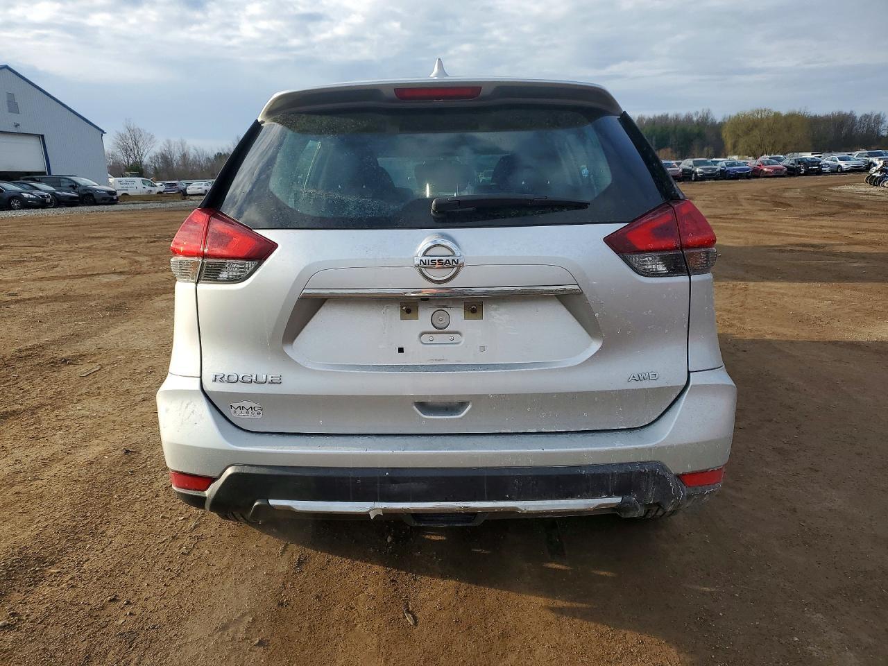 2018 Nissan Rogue S - zdjęcie 6