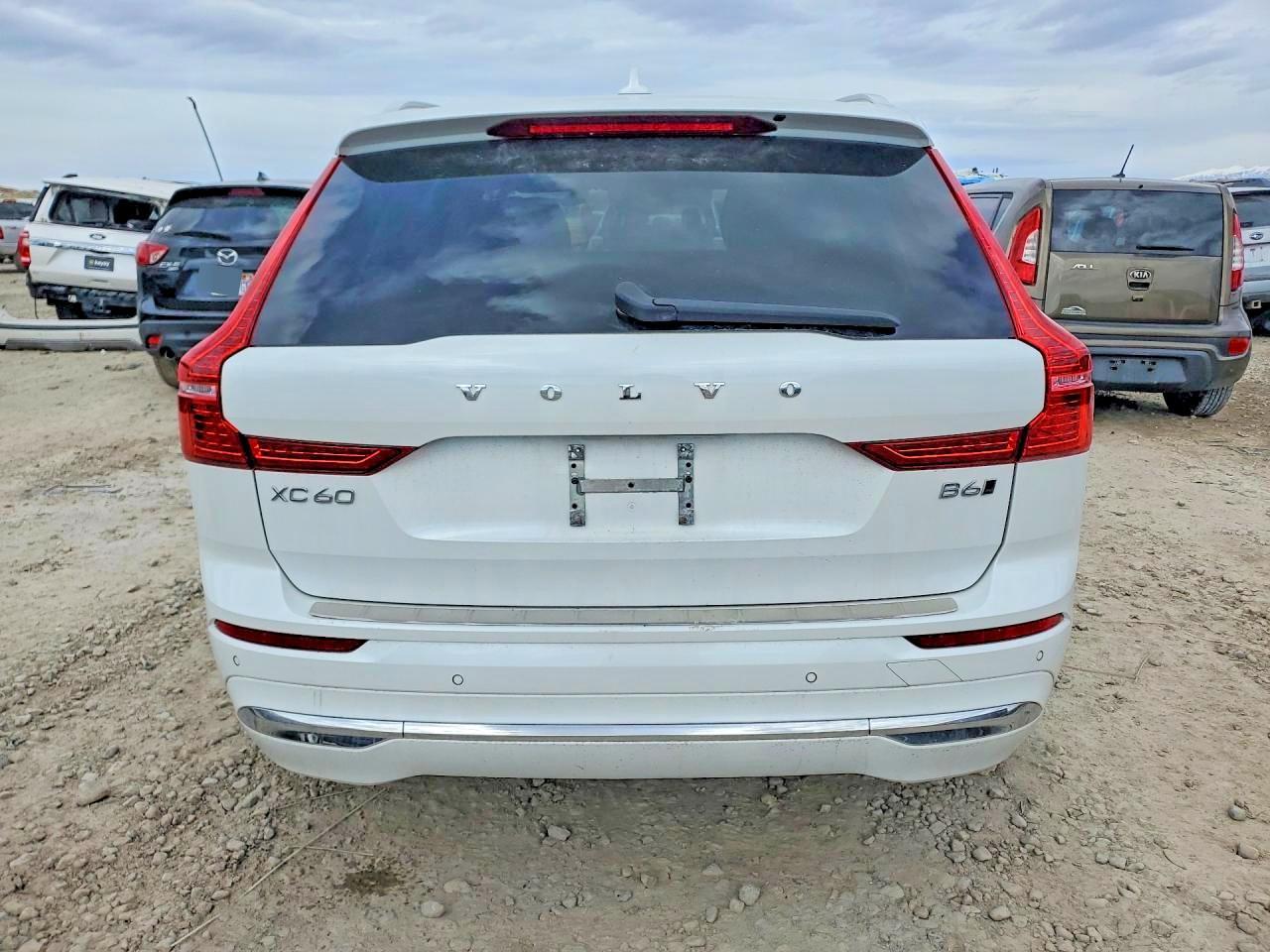 2022 Volvo Xc60 B6 Inscription - zdjęcie 6