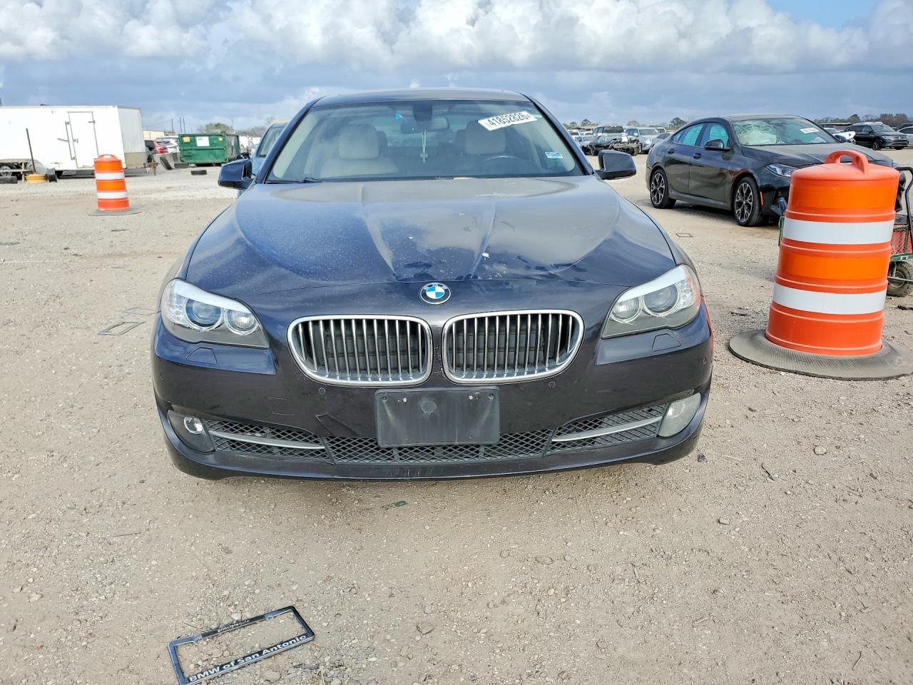 BMW Seria 5 - zdjęcie 5