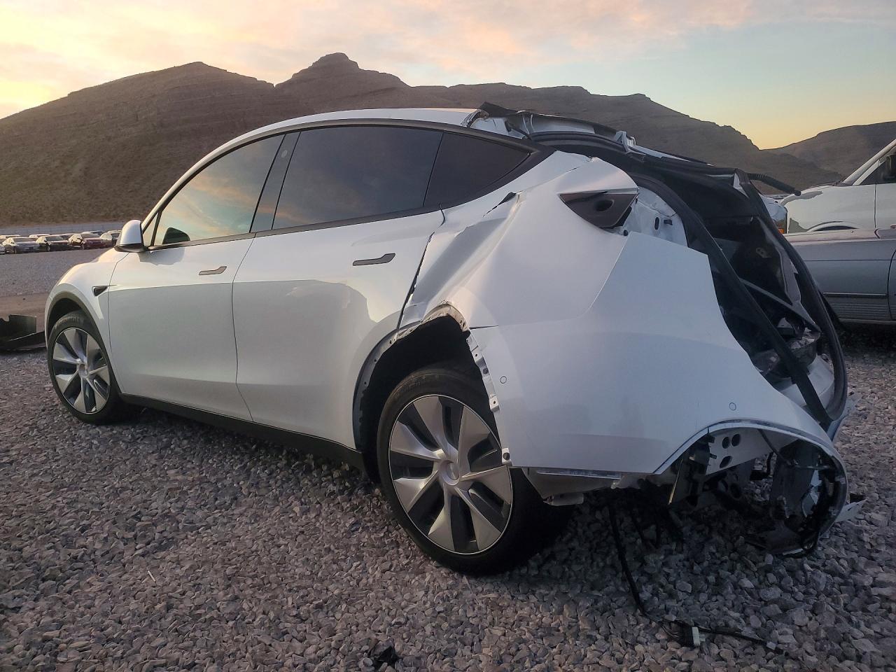 2022 Tesla Model Y - zdjęcie 2