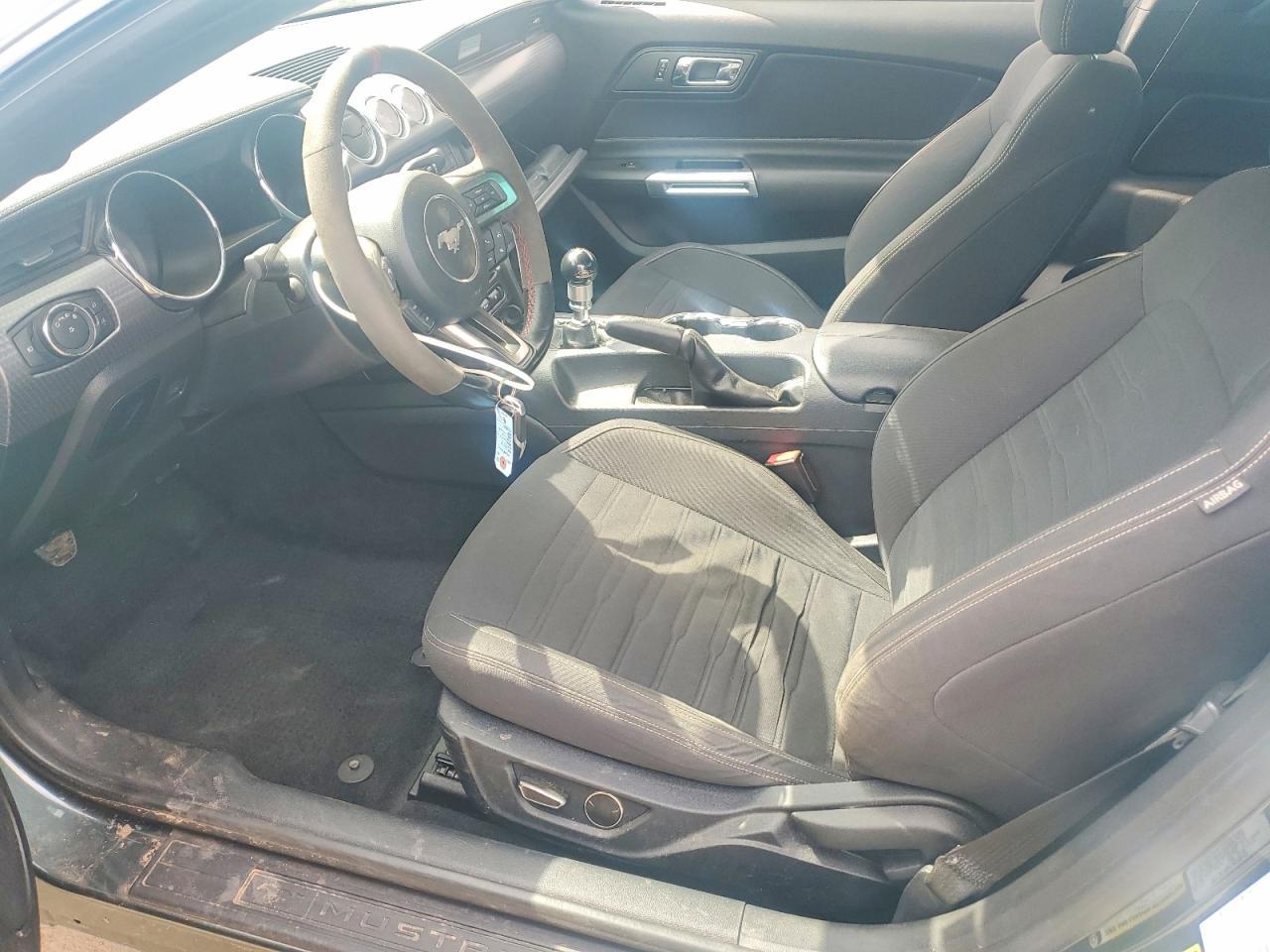 2016 Ford Mustang Gt - zdjęcie 7