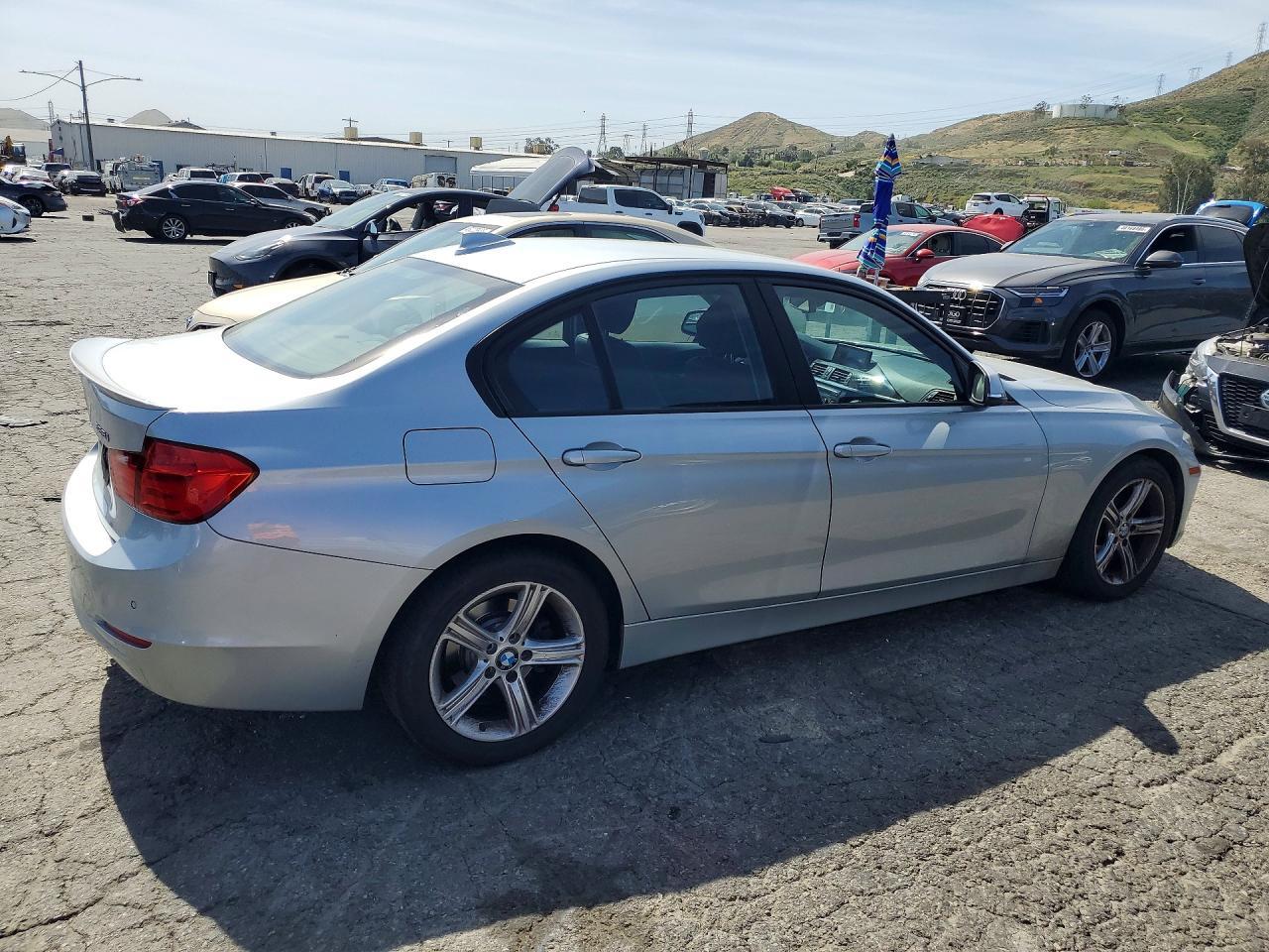 BMW Seria 3 - zdjęcie 3