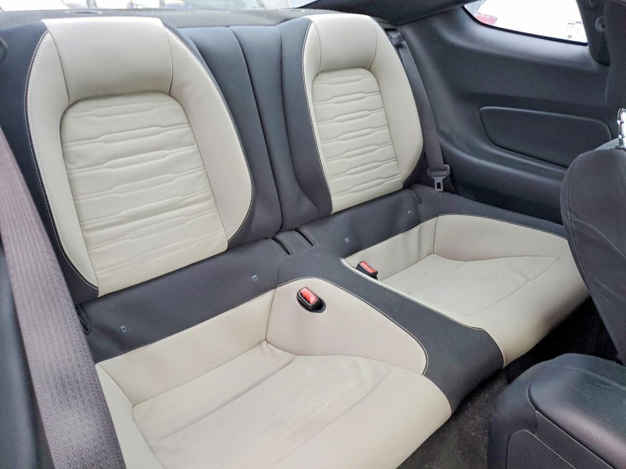 2017 Ford Mustang Gt - zdjęcie 10