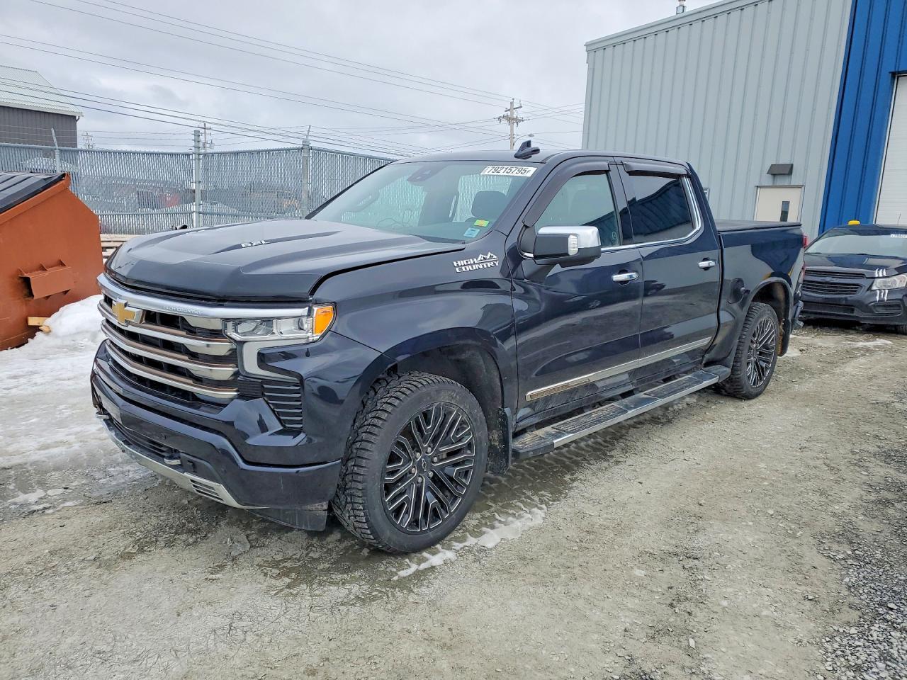 2022 Chevrolet Silverado K1500 High Country - zdjęcie główne