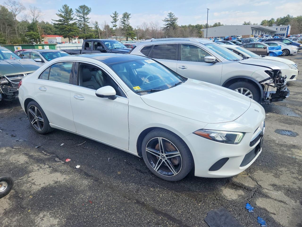 2020 Mercedes Benz A 220 4Matic - zdjęcie 4