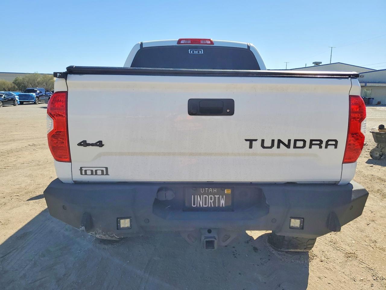 2017 Toyota Tundra Limited - zdjęcie 6