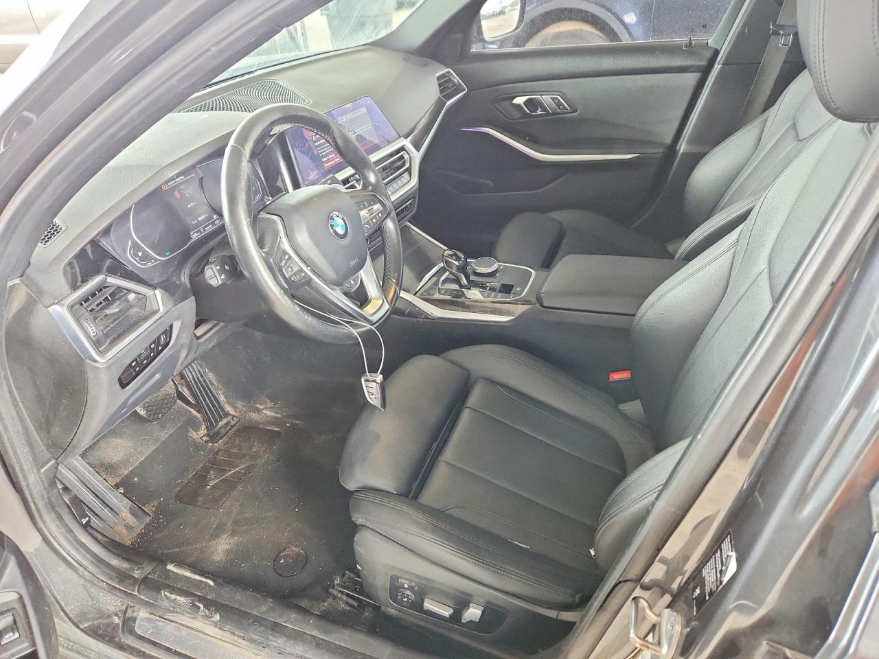 2021 BMW 330Xi - zdjęcie 7