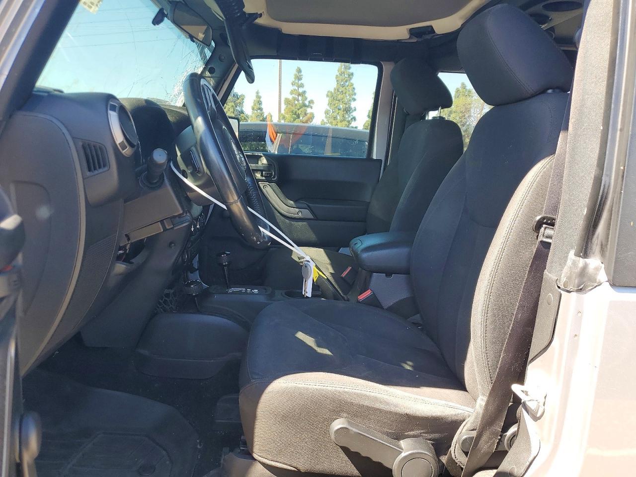 2015 Jeep Wrangler Sport - zdjęcie 7