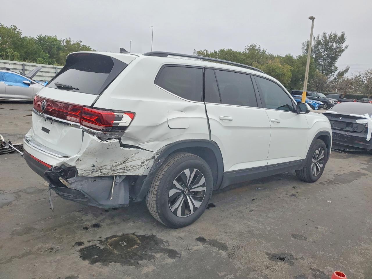 2025 Volkswagen Atlas Se - zdjęcie 3