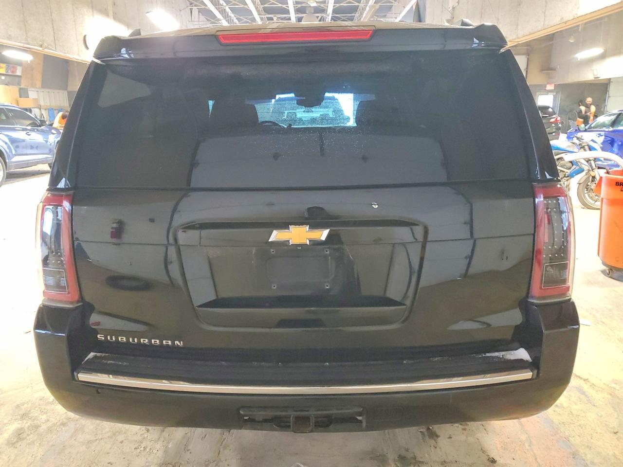 2015 Chevrolet Suburban K1500 Ltz - zdjęcie 6