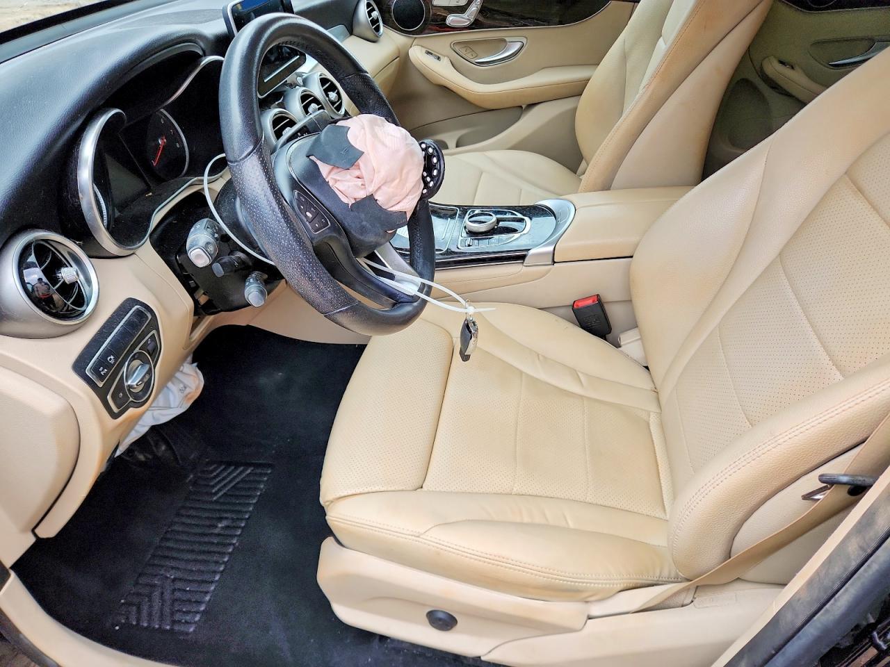 2018 Mercedes-Benz Glc 300 - zdjęcie 7