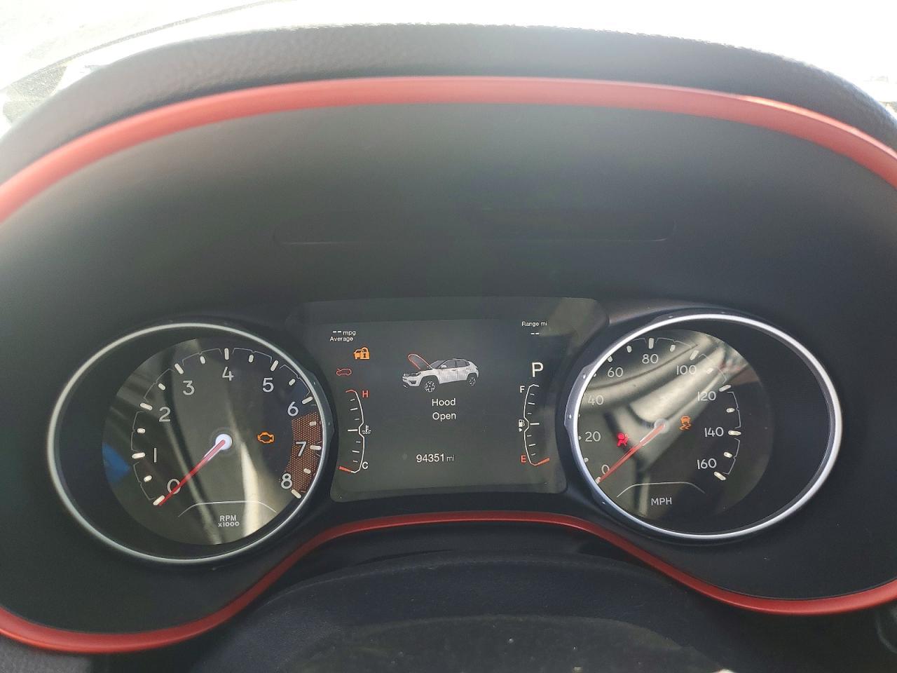 2017 Jeep Compass Trailhawk - zdjęcie 9