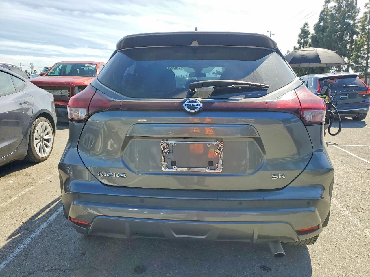 2021 Nissan Kicks Sr - zdjęcie 6