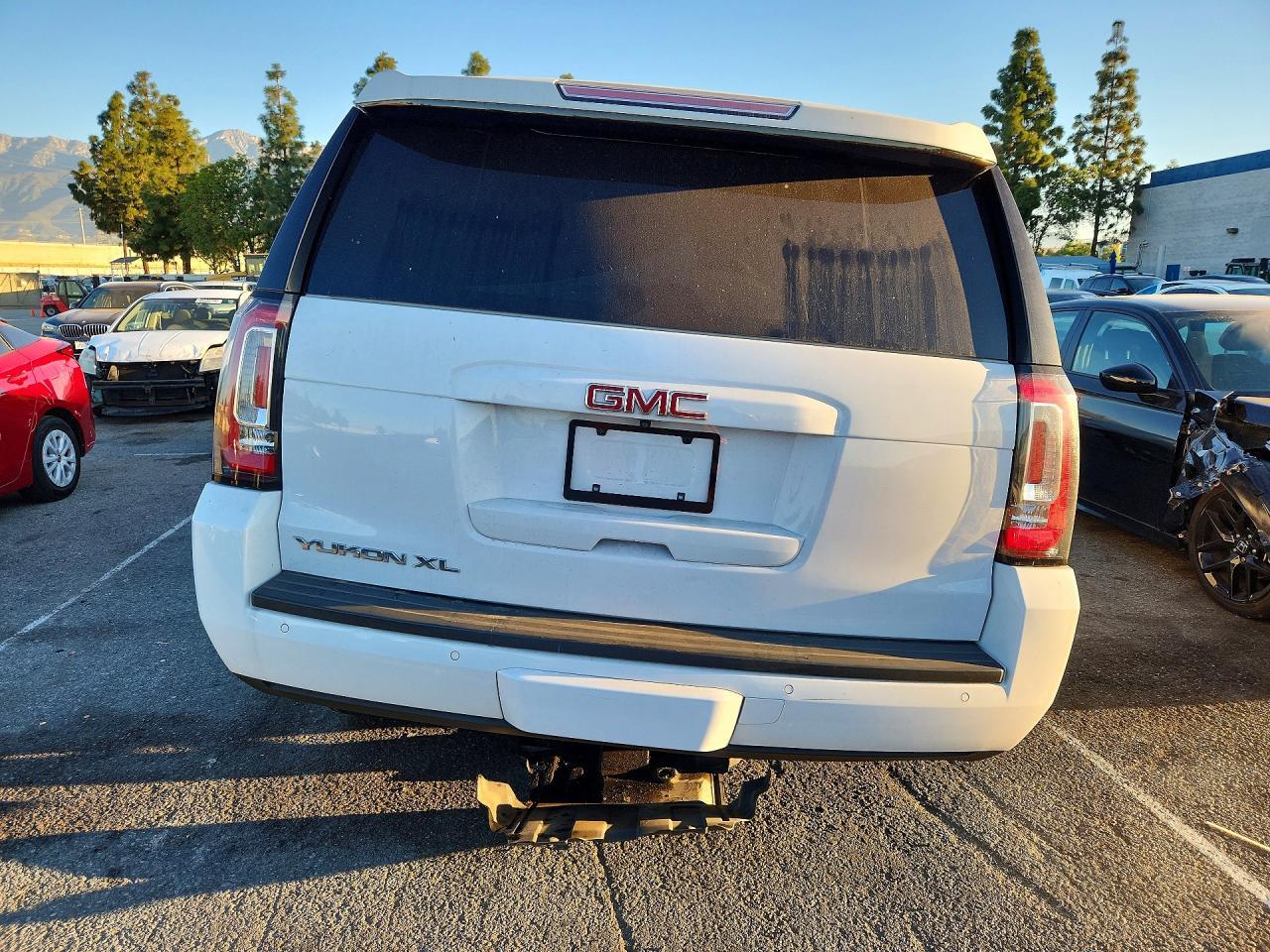2019 GMC Yukon Xl K1500 Slt - zdjęcie 6