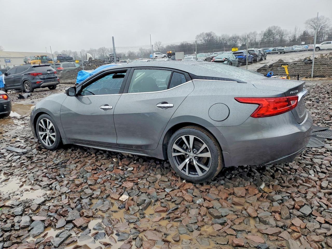 2017 Nissan Maxima 3.5 S - zdjęcie 2