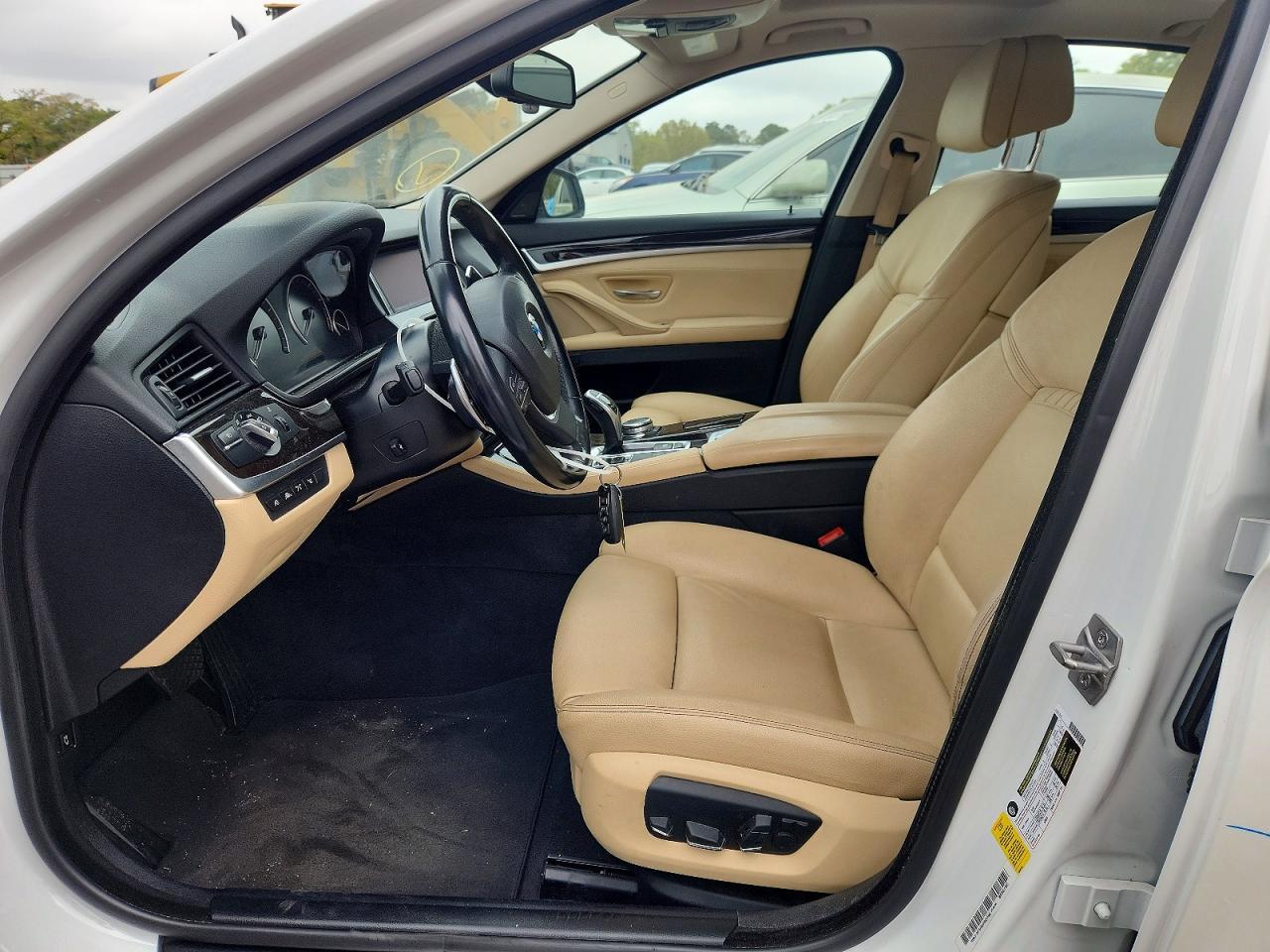 2016 BMW 528 I - zdjęcie 7