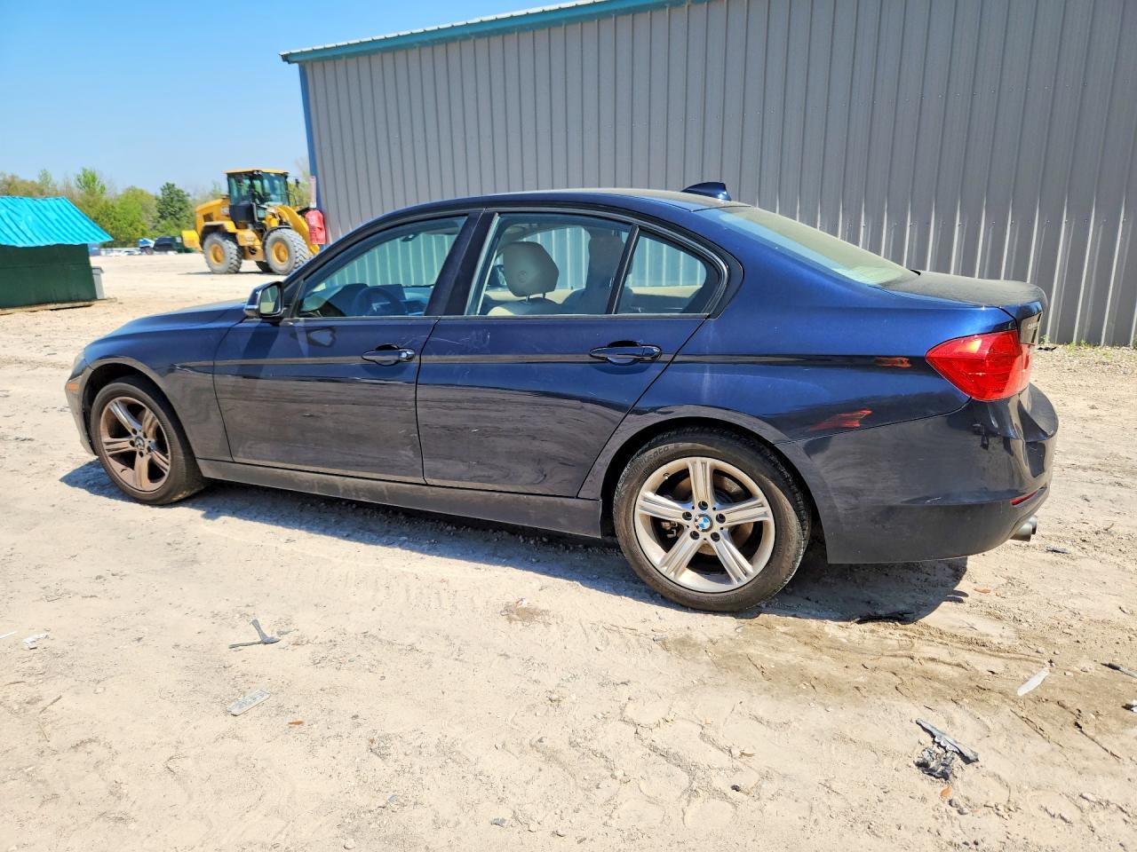 BMW Seria 3 - zdjęcie 2