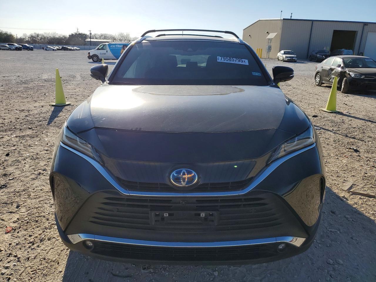 2024 Toyota Venza Limited - zdjęcie 5