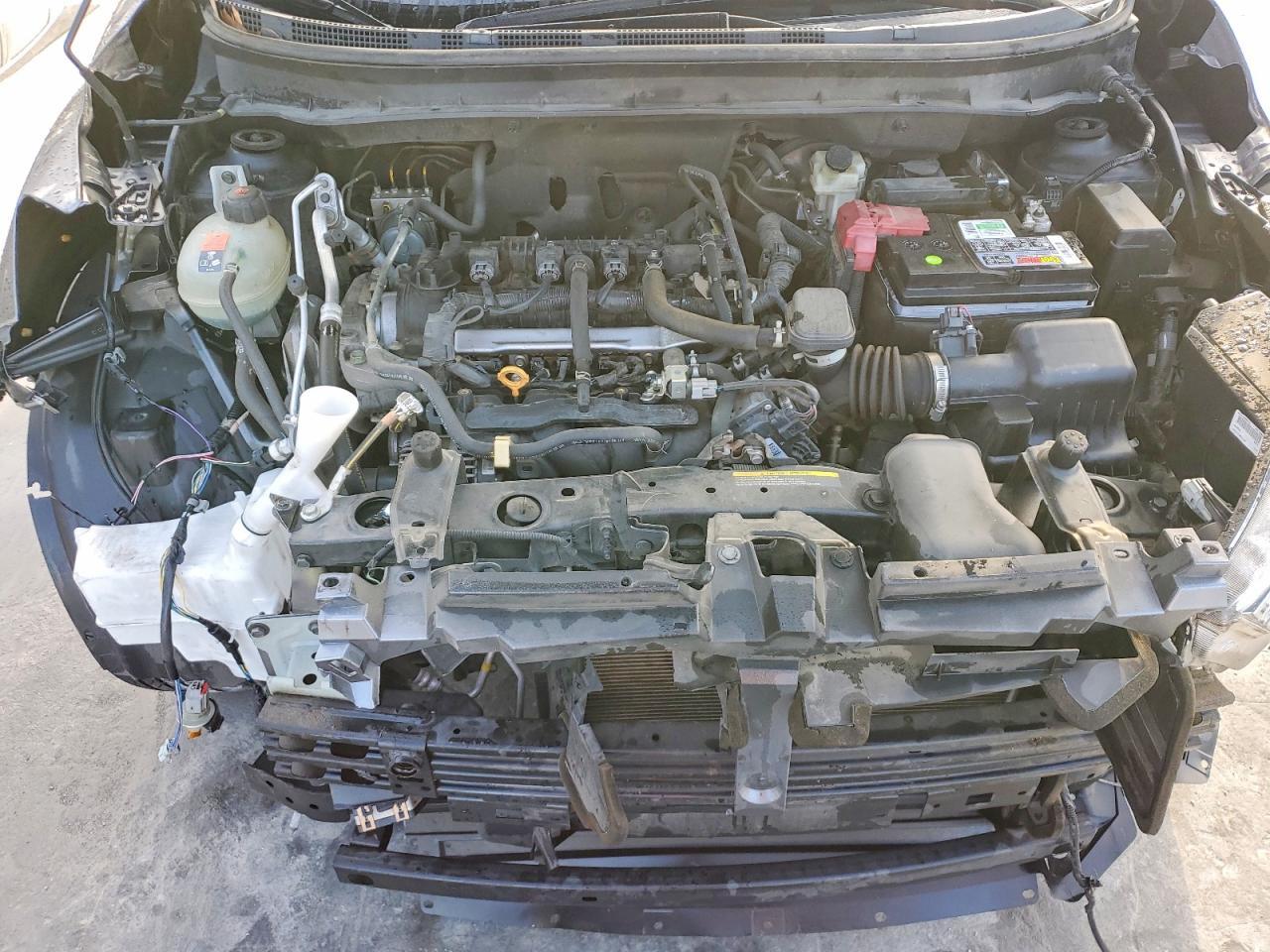 2019 Nissan Kicks Sr - zdjęcie 11