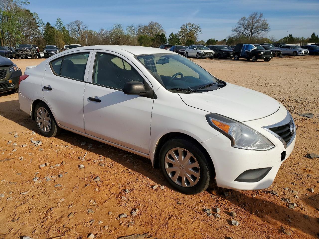 2015 Nissan Versa 1.6 S Plus - zdjęcie 4