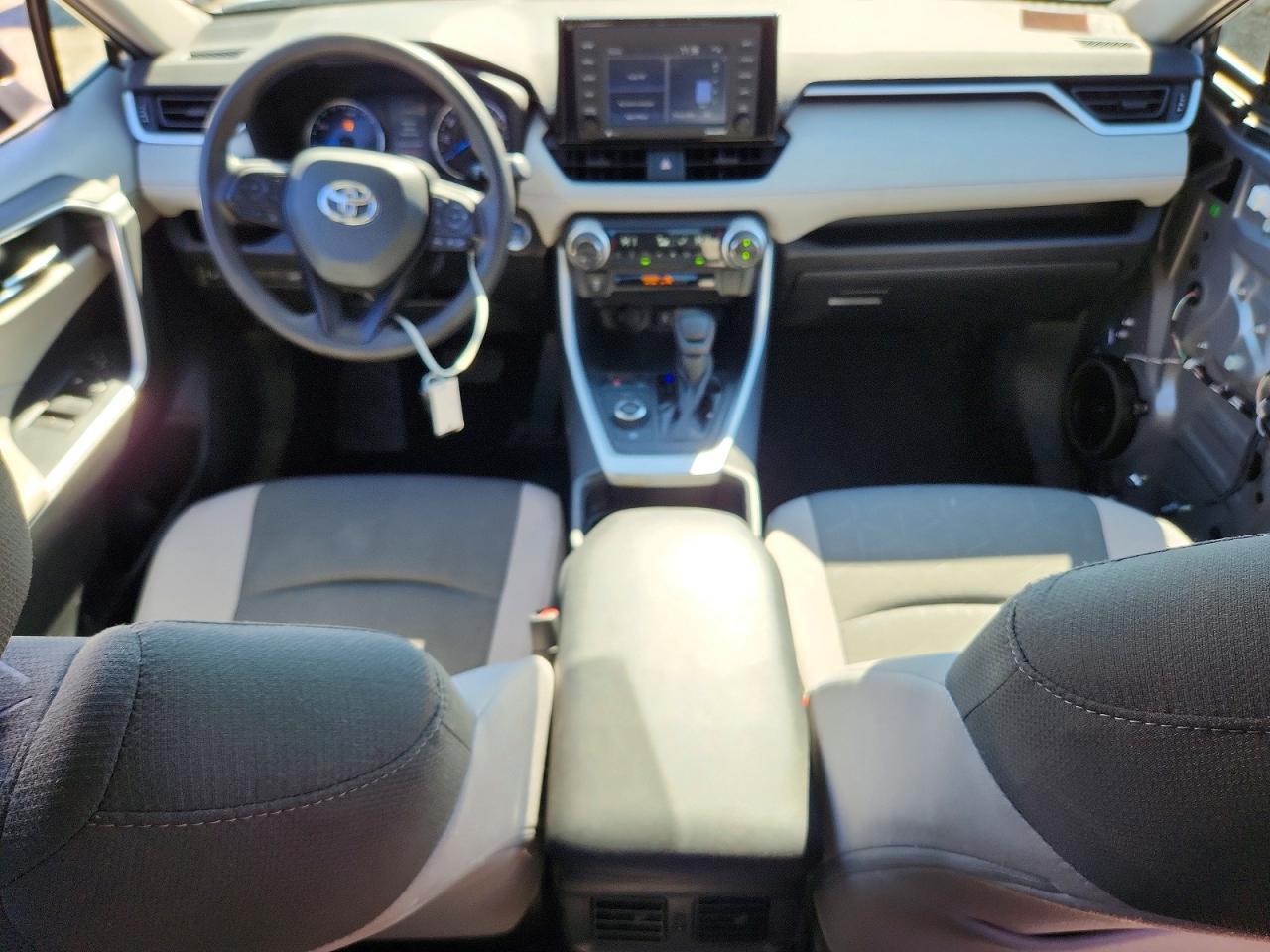 2021 Toyota Rav4 Hybrid Xle - zdjęcie 8