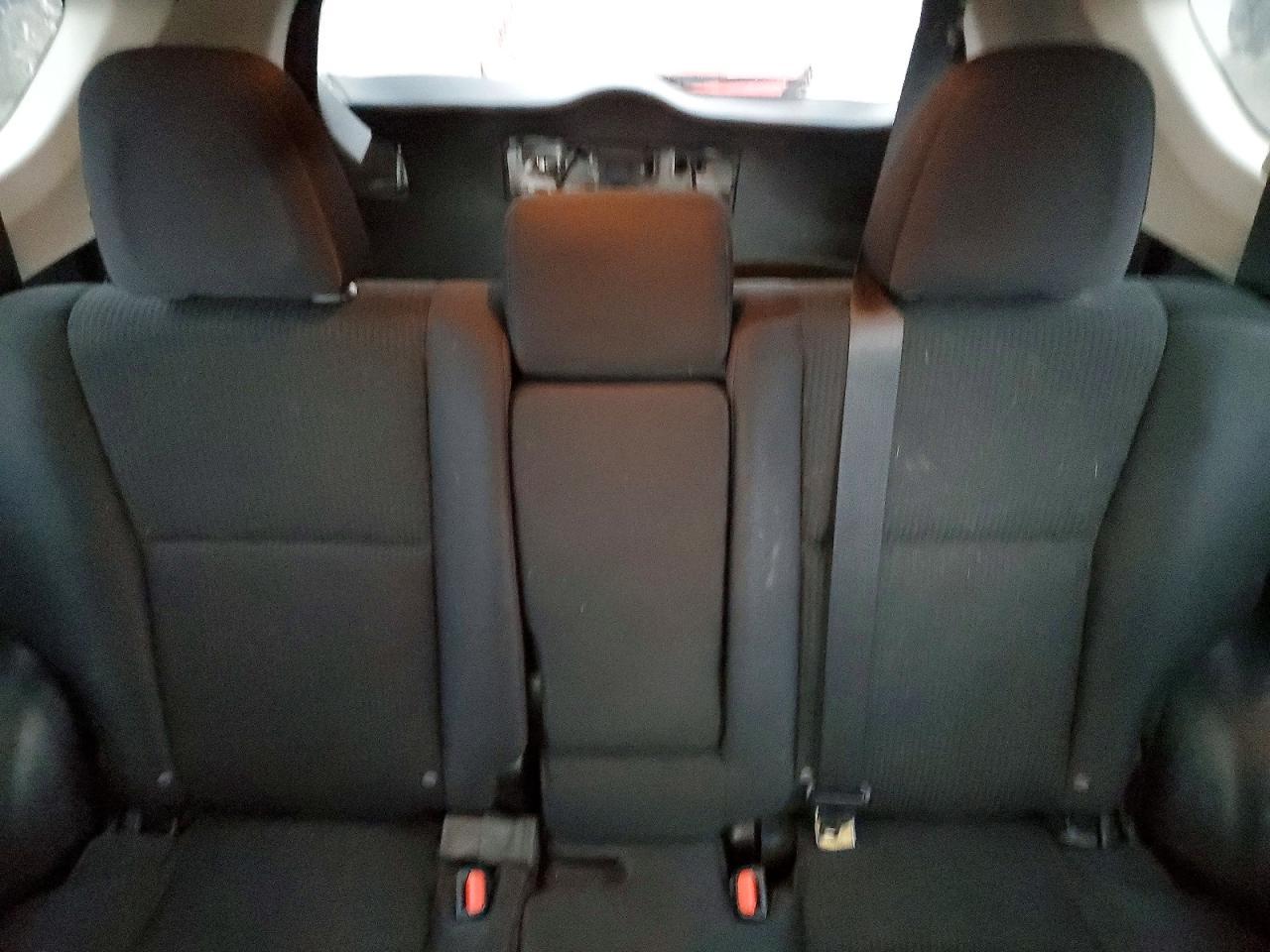 2018 Toyota Rav4 Le - zdjęcie 10