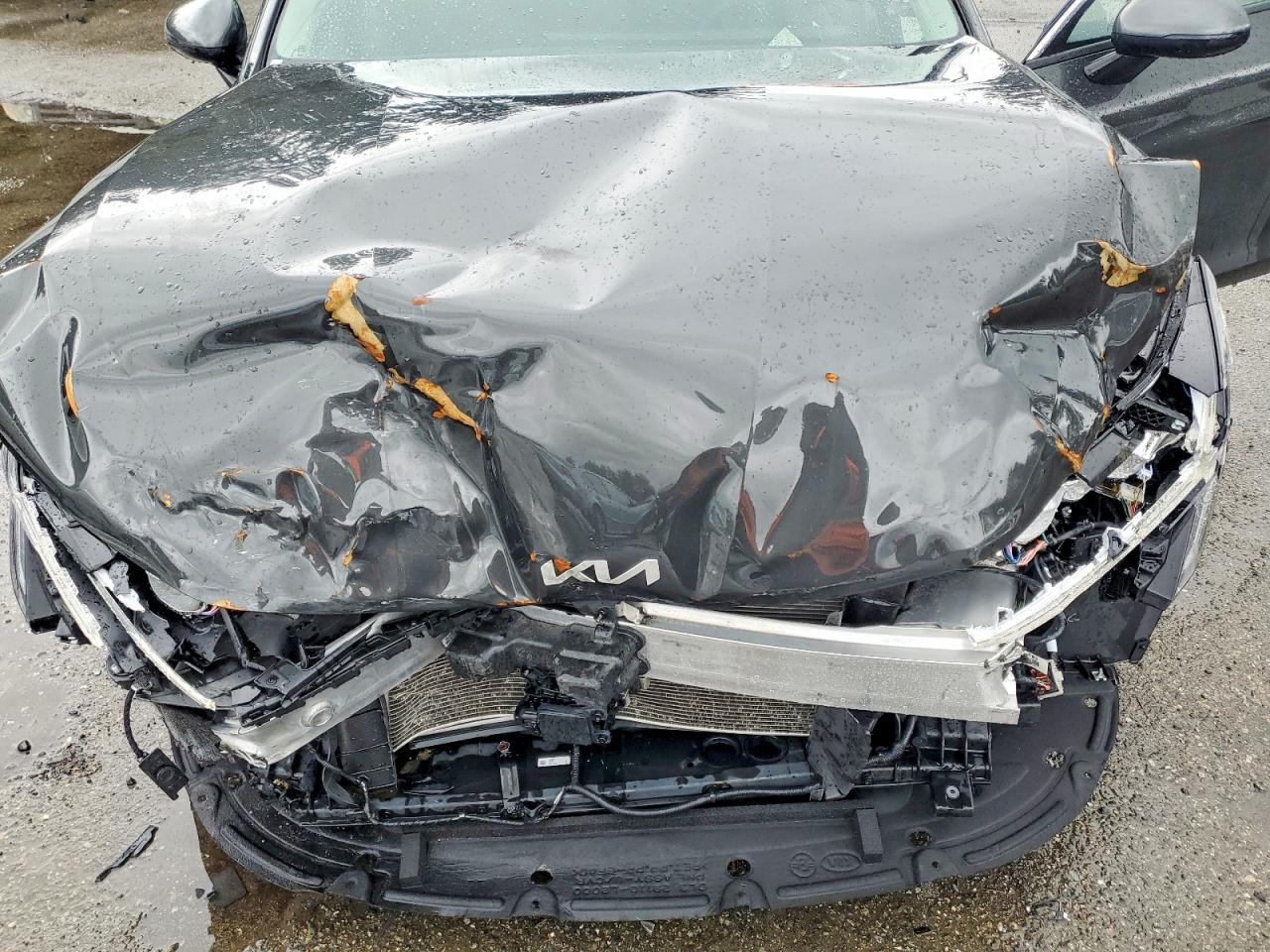 2025 Kia K5 Lxs - zdjęcie 11