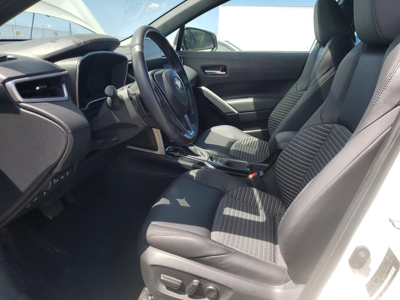 2024 Toyota Corolla Cross Hybrid S - zdjęcie 7