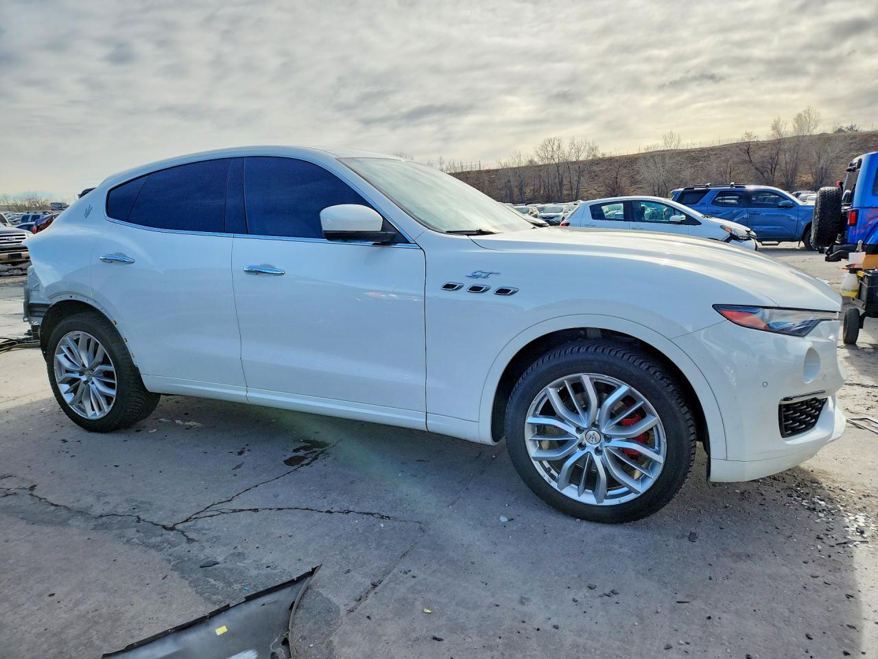 2022 Maserati Levante Base - zdjęcie 4
