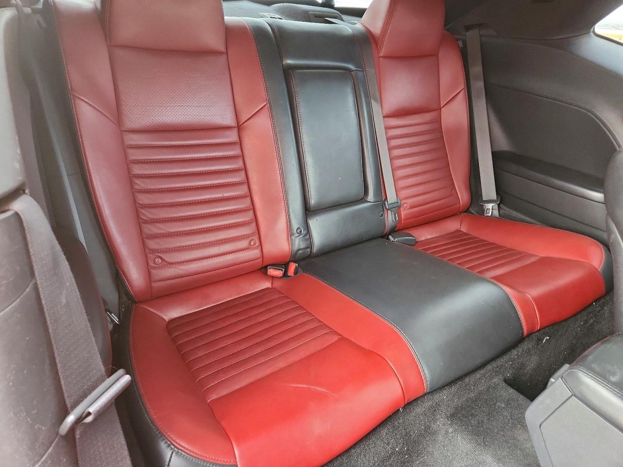 2014 Dodge Challenger R - zdjęcie 10
