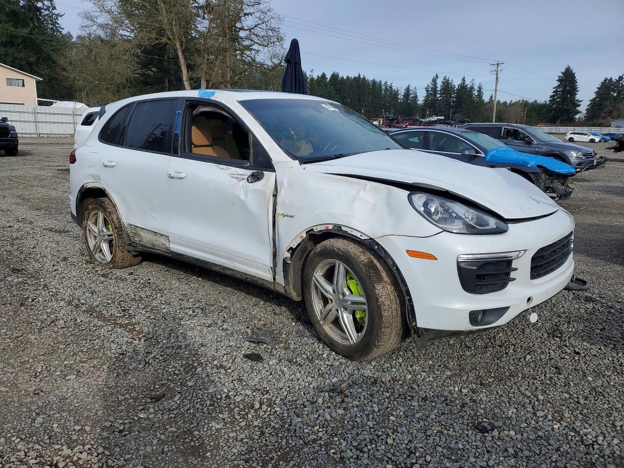2016 Porsche Cayenne Se Hybrid - zdjęcie 4