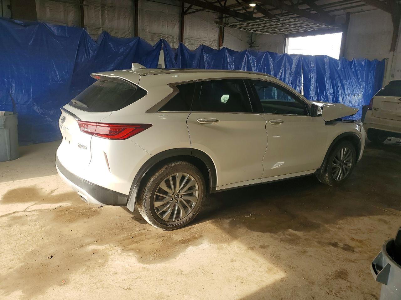 2024 Infiniti Qx50 Luxe - zdjęcie 3